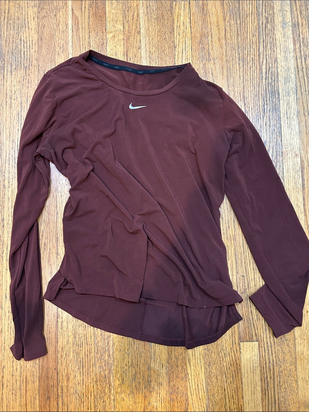 Nike Women's Long-Sleeve Maroon Crew Top size medium